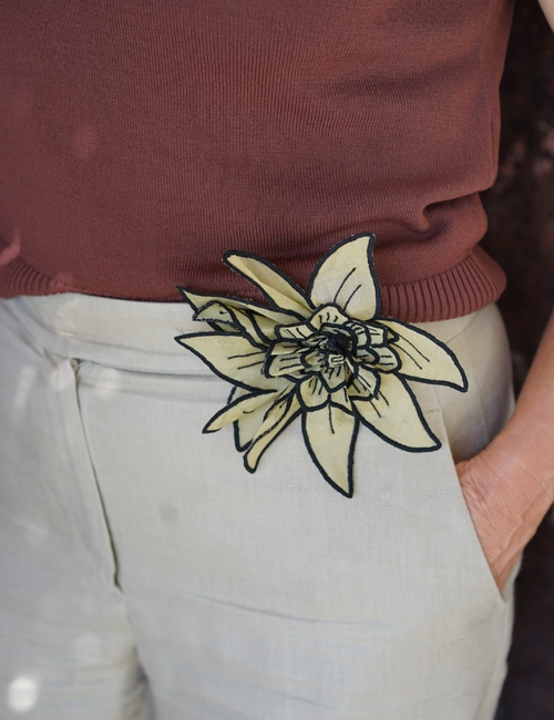 Pregadeira Flor 4